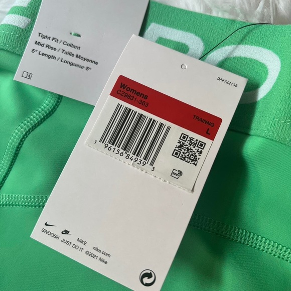 ✰ nike pros ✰ - Picture 3 of 3